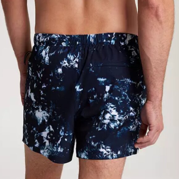 VRST Men's 5" Resort Short - Picture 5 of 12